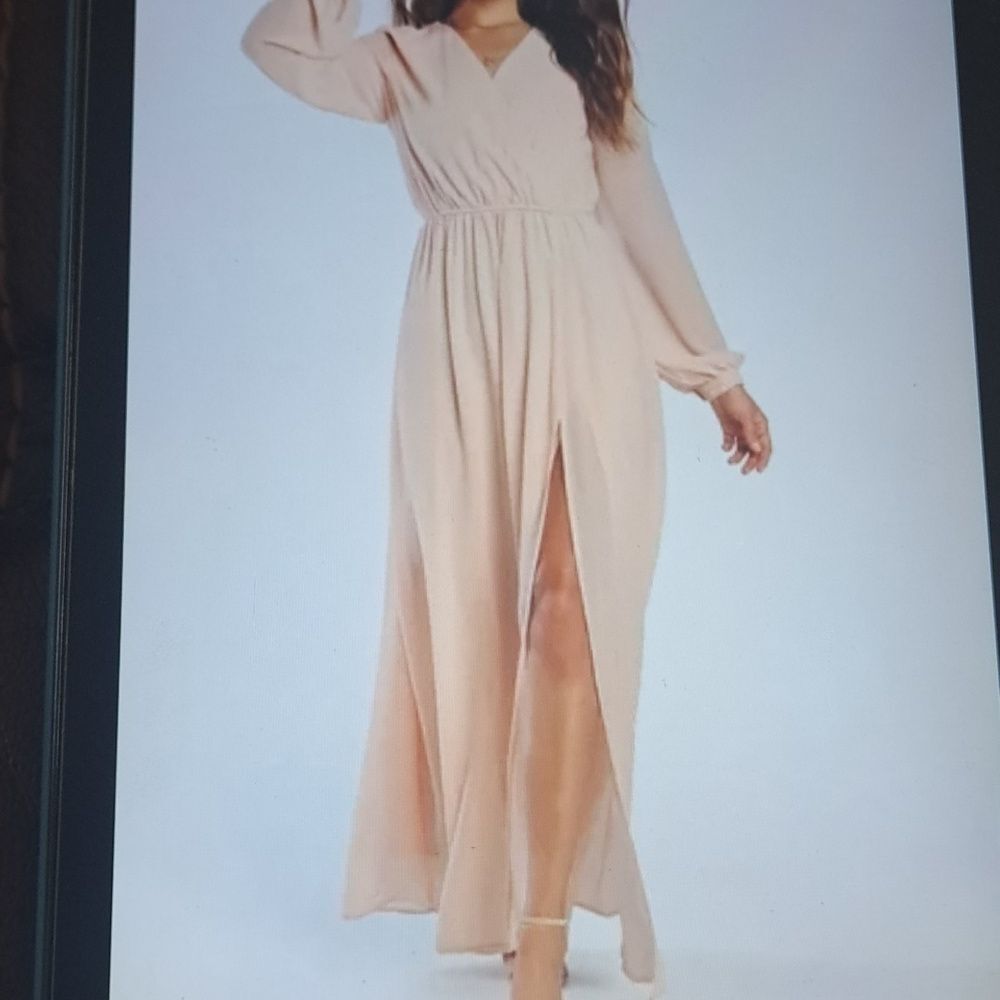 LARGE. LULUS WONDEROUS WATER LILIES MAXI DRESS